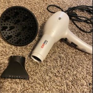 CHI PRO LOW EMF PROFESSIONAL WHITE HAIR DRYER WITH NOZZLE DIFFUSER